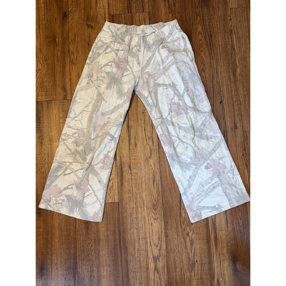 Hollister Pants - Hollister Gilly Hicks Camo Fleece Wide Leg Lounge Pants White Gray Pink Small S